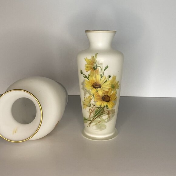 Vintage Frosted Glass Vase with Yellow Flowers - Picture 5 of 8